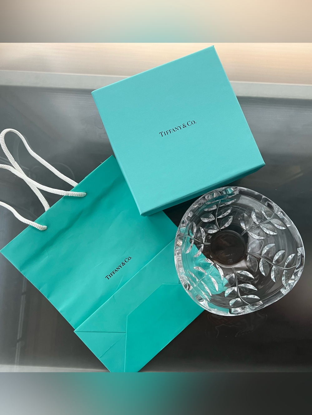 🩵Tiffany & Co. Floral Vine 6” Crystal Bowl Leaf Dish + Signature Blue Box & Bag